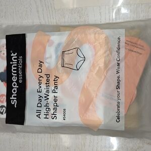 Shapermint Essentials NWT high waisted shaper panty #54008